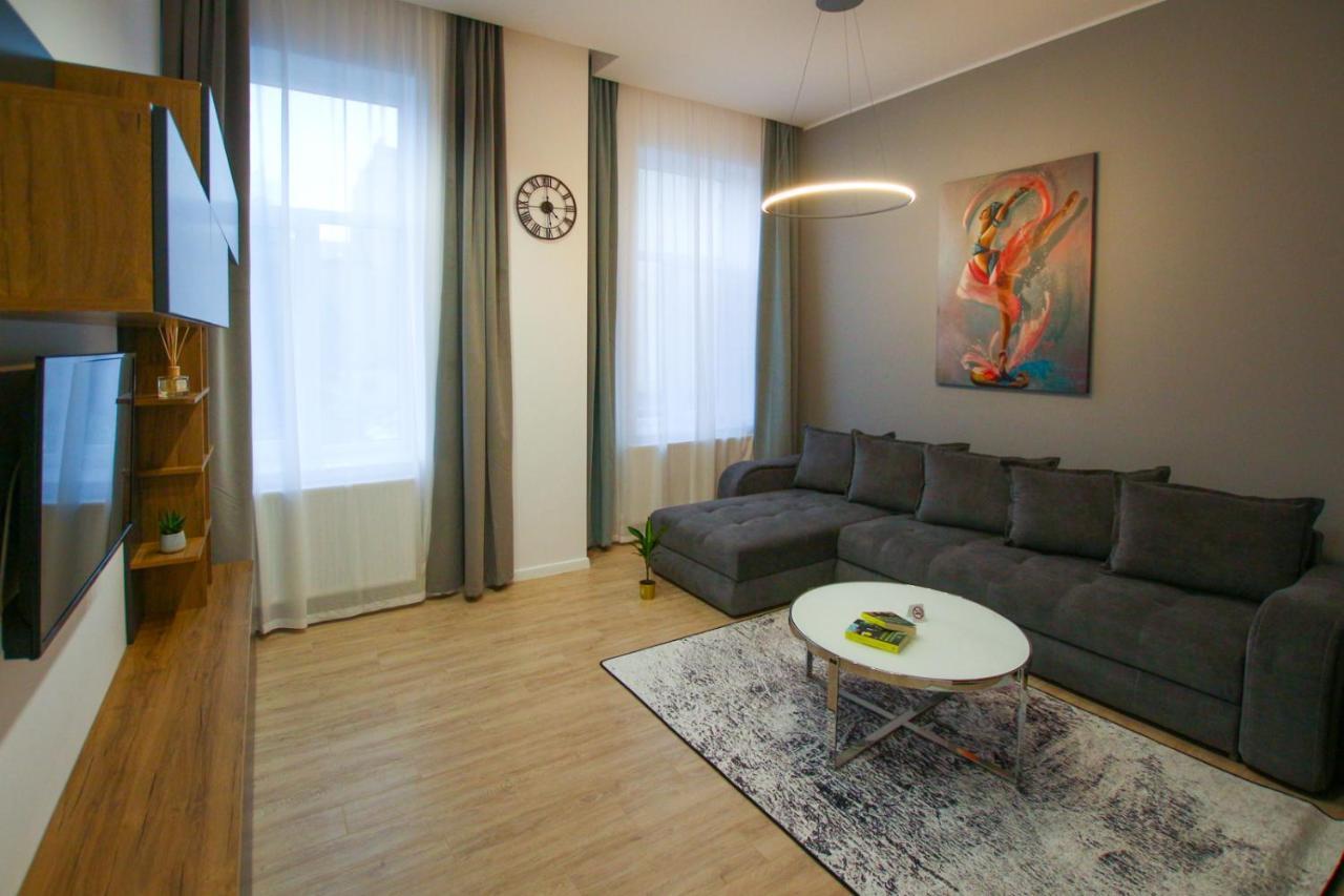 Mianelly Center Apartment Constanta Exterior photo
