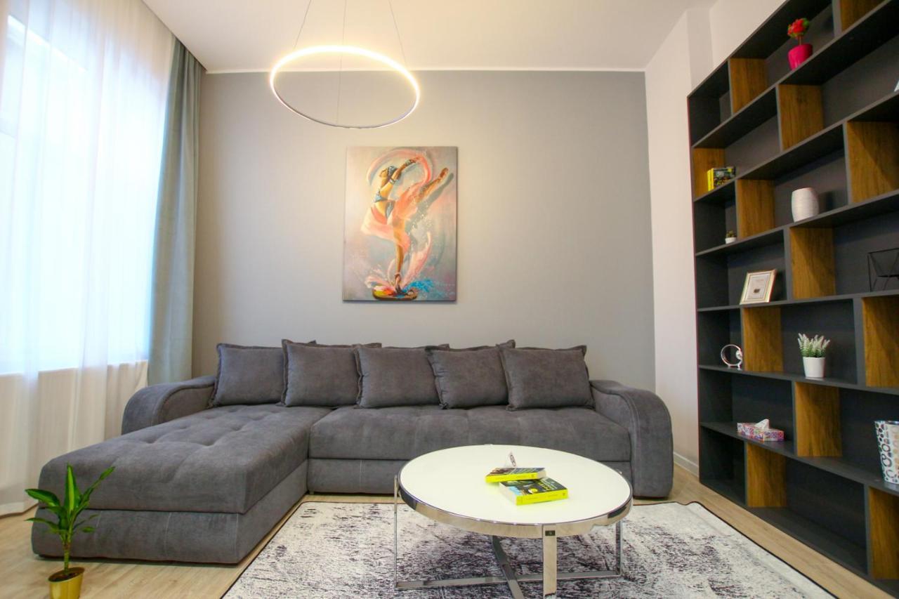 Mianelly Center Apartment Constanta Exterior photo